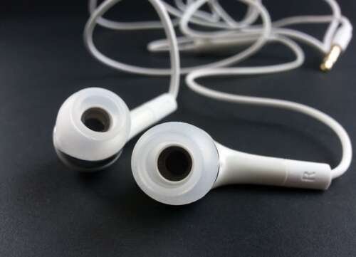 earphones